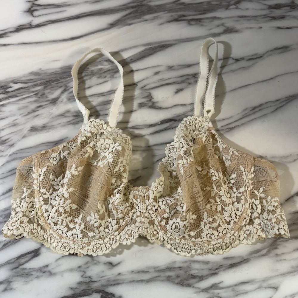 Wacoal 65191 Embrace Floral Lace Cup Underwire Beige Bra Size 36C